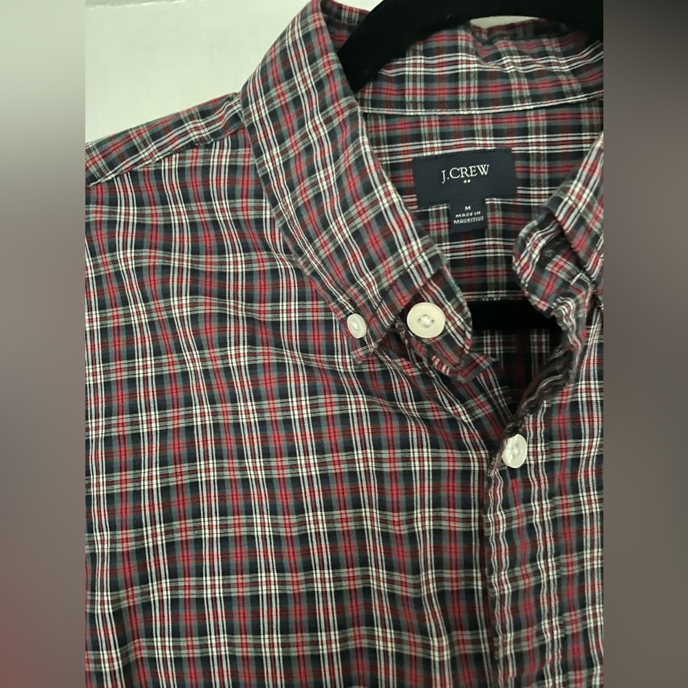 Jcrew men’s plaid button down. Size medium. - Picture 2 of 3